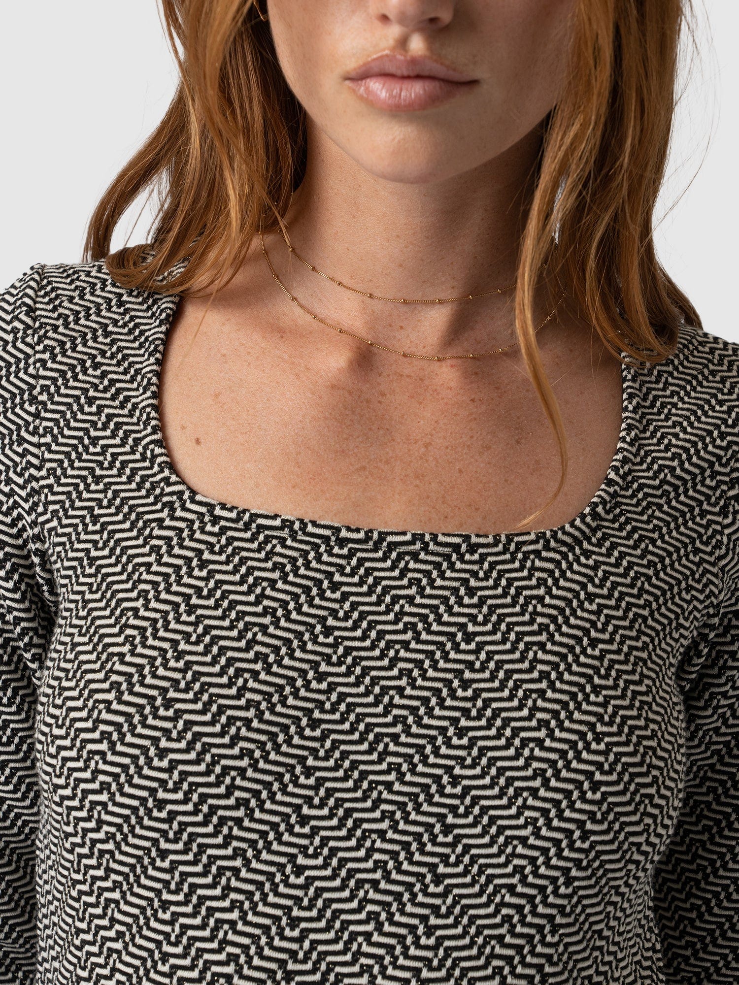 Sloane Textured Top Cream Lurex Jacquard - Women's T-Shirts | Saint + Sofia® USA